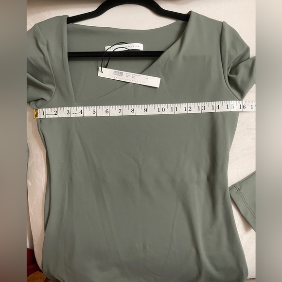NEW Susana Monaco diagonal neckline Top Green Gray Size S Long Sleeve - Picture 8 of 10